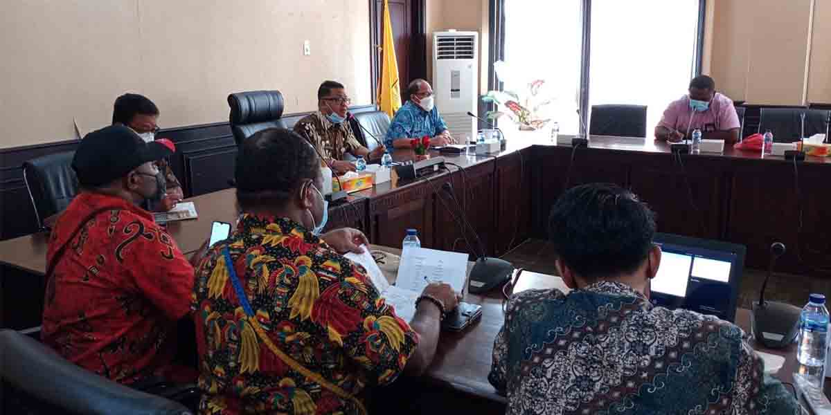 hasil-verifikasi-75-persen-mahasiswa-mimika-dapat-dobel-bantuan-pendidikan